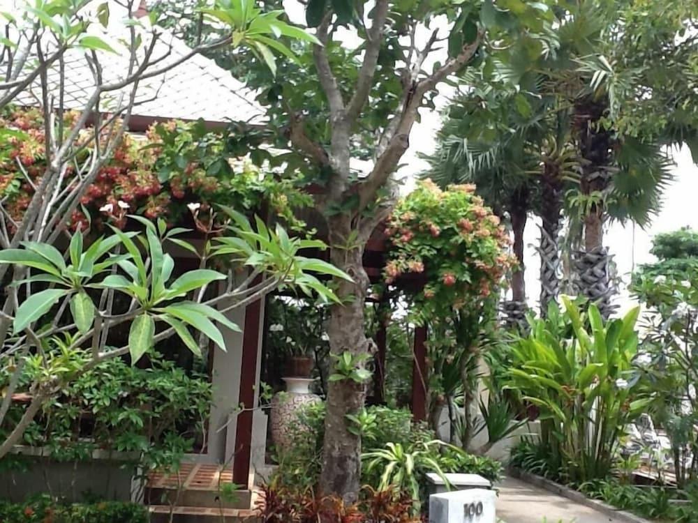 Bhumlapa Garden Resort Bophut Bagian luar foto